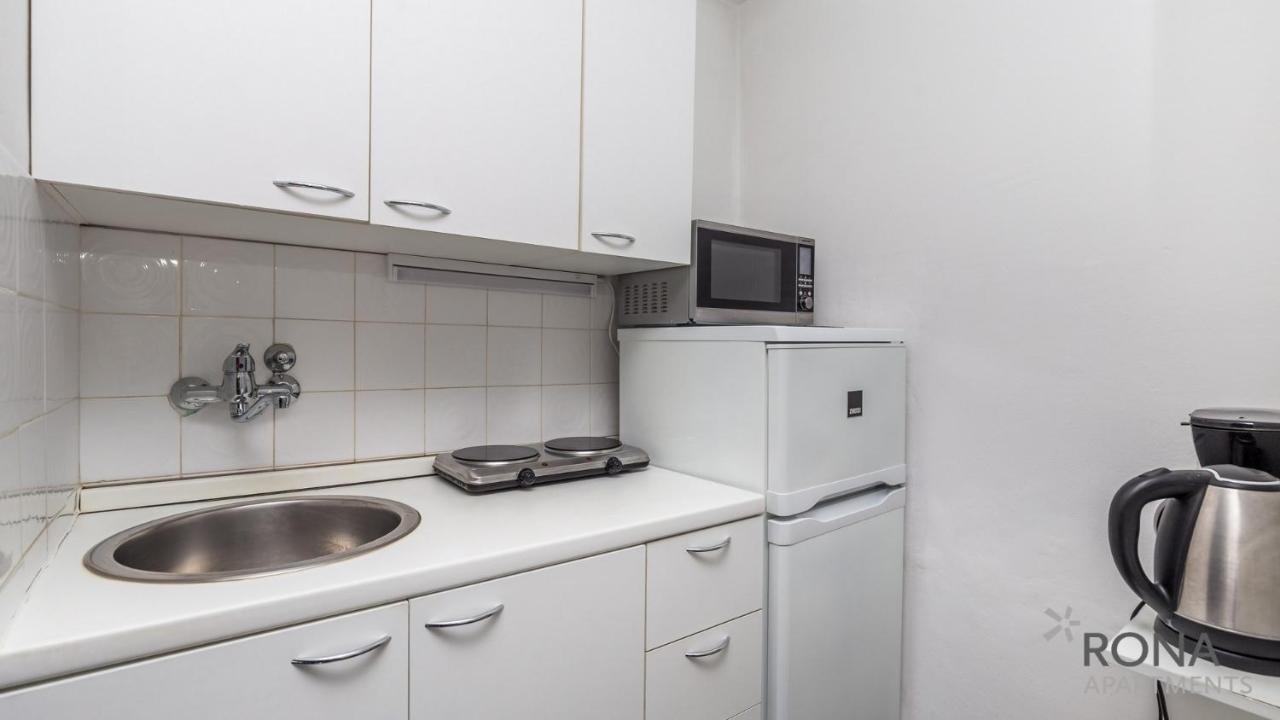 Rona Zizi Appartement